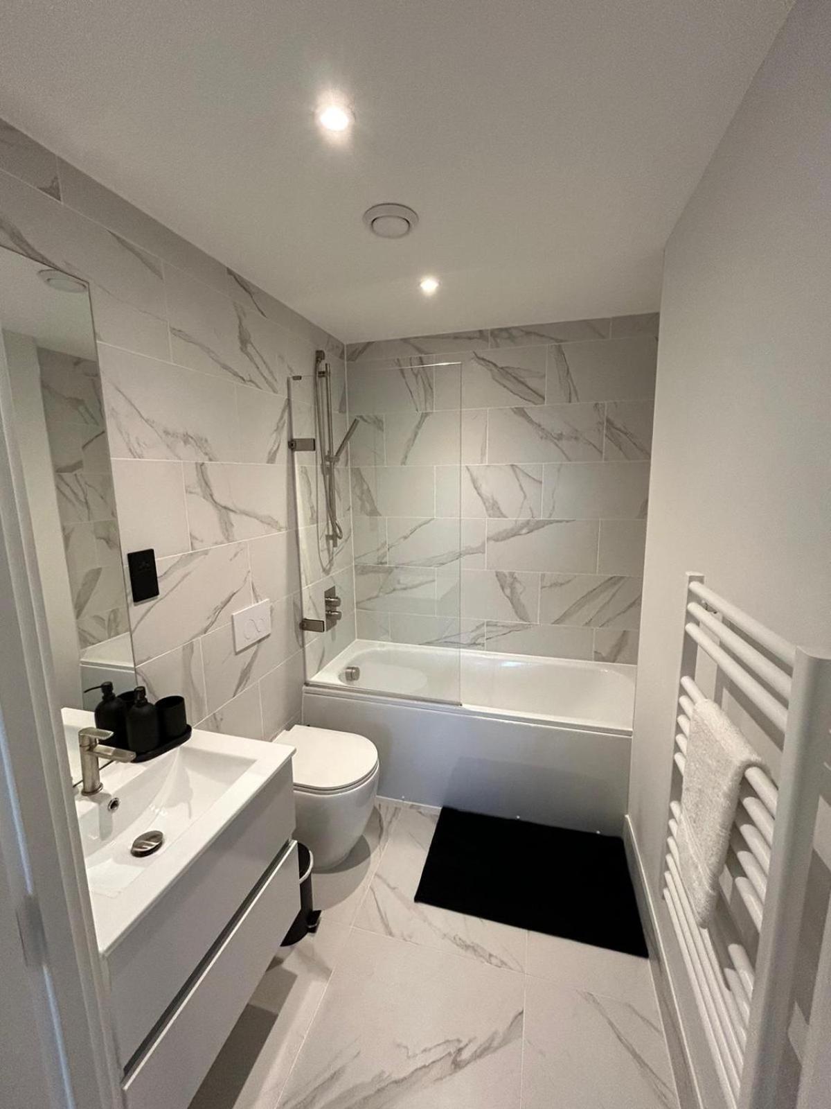 Апартаменты 2 Bed 2 Bath In Digbeth Бирмингем Экстерьер фото
